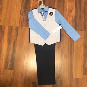 Kids 4 piece suit size 6 for Boy